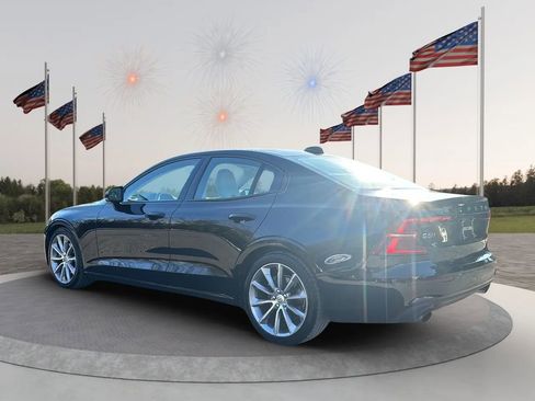 Used 2019 Volvo S60 T5 Momentum w/ Premium Package image 7