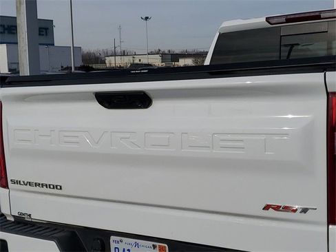 Used 2024 Chevrolet Silverado 1500 RST image 33