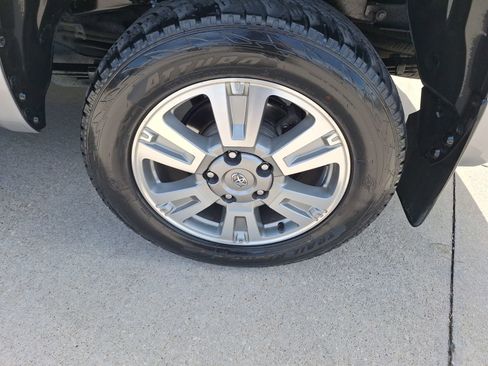 Used 2016 Toyota Tundra 1794 Edition image 11