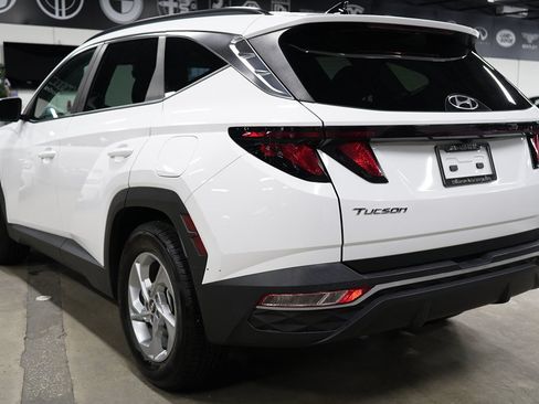 Used 2024 Hyundai Tucson SEL FWD image 3