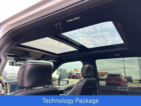 Used 2019 Ford F150 Platinum w/ Equipment Group 701A Luxury image 7