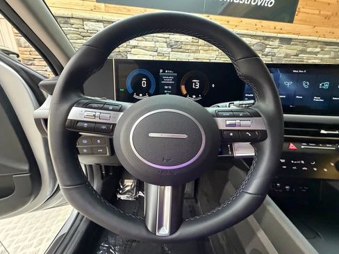 Certified 2025 Hyundai Sonata SEL image 17