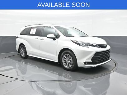Used 2026 Toyota Sienna XLE