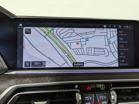 Certified 2022 BMW X7 xDrive40i w/ Premium Package image 17