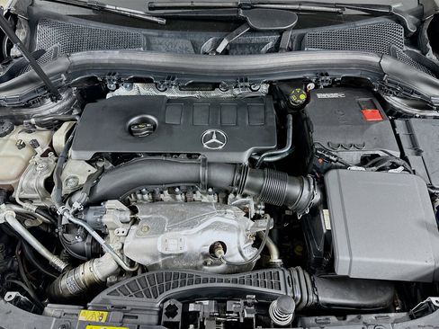 Certified 2023 Mercedes-Benz GLA 250 4MATIC image 39