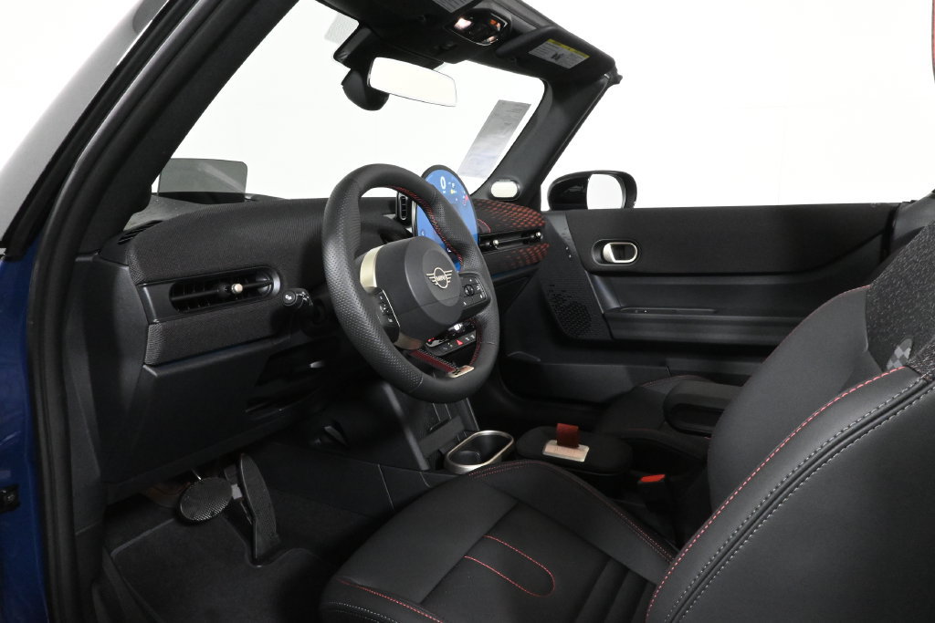 Used 2026 MINI Cooper S FWD image 23