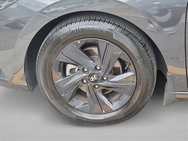 Used 2023 Hyundai Elantra SEL FWD image 22