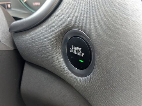 Certified 2021 Chevrolet Malibu LS image 23