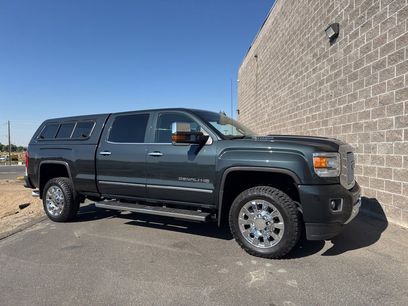 Used 2017 GMC Sierra 2500 Denali w/ Duramax Plus Package
