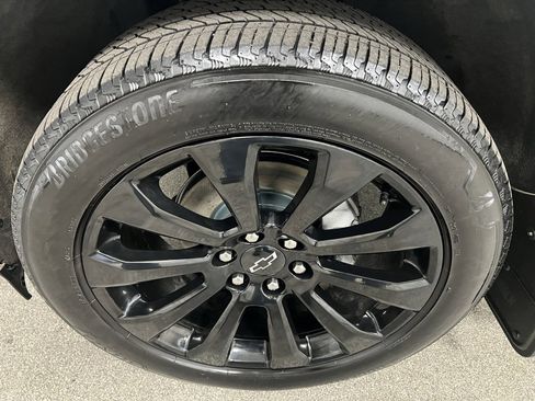 Used 2022 Chevrolet Silverado 1500 High Country image 19