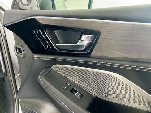 Used 2023 Acura MDX SH-AWD w/ Advance Package image 30