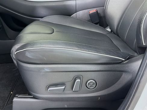 Used 2024 Hyundai Palisade SEL w/ Premium Package image 24