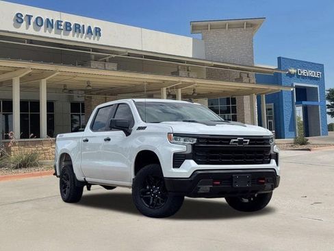 Used 2023 Chevrolet Silverado 1500 LT Trail Boss w/ Convenience Package II AWD/4WD image 1