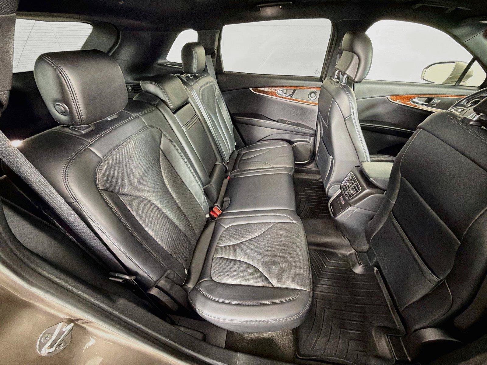 Used 2019 Lincoln Nautilus Reserve AWD/4WD image 30