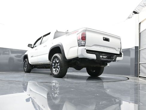 Used 2023 Toyota Tacoma TRD Off-Road w/ Technology Package AWD/4WD image 46