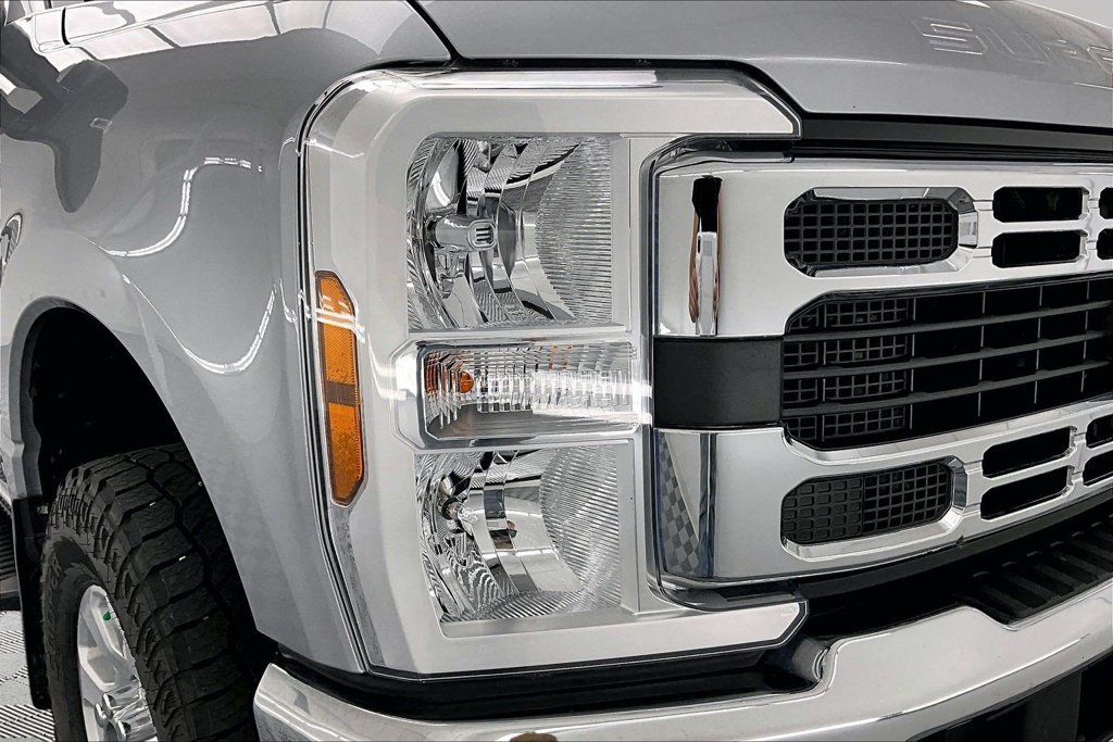 Certified 2024 Ford F250 XLT AWD/4WD image 26