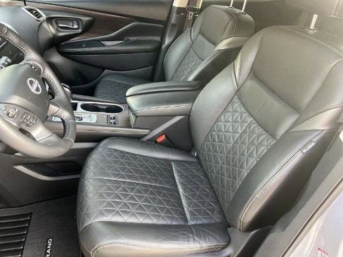Certified 2023 Nissan Murano Platinum w/ Cargo Package image 16