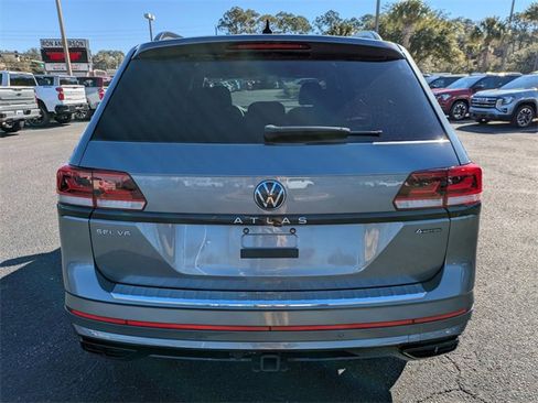 Used 2023 Volkswagen Atlas SEL R-Line image 5