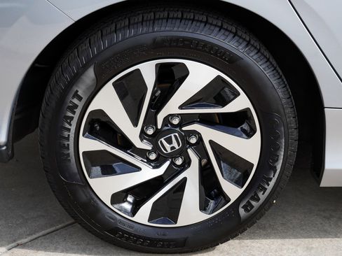 Used 2019 Honda Civic LX image 10
