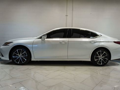 Used 2024 Lexus ES 350 w/ Premium Package FWD image 30