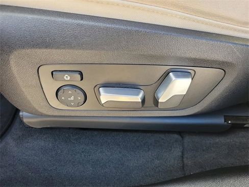 Used 2022 BMW X3 xDrive30i w/ M Sport Package 2 image 12