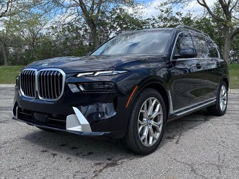 Used 2023 BMW X7 xDrive40i image 5