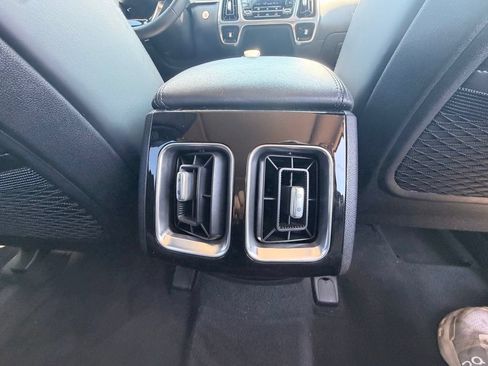 Used 2023 Kia Sorento SX AWD/4WD image 23