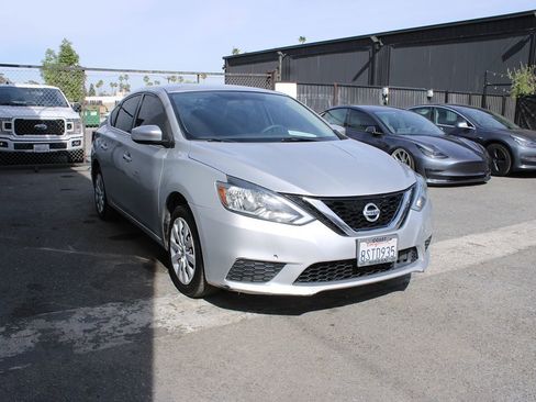 Used 2019 Nissan Sentra S image 1