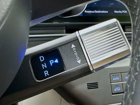 Certified 2025 Hyundai Kona SEL image 17