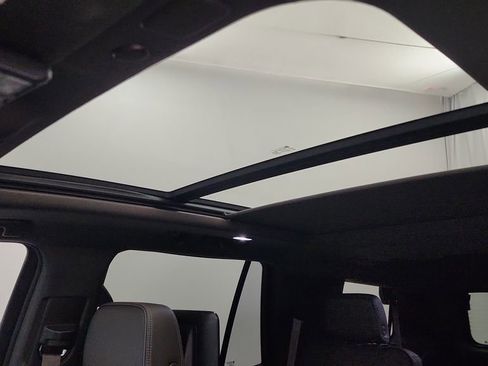 Used 2021 GMC Yukon Denali w/ Denali Ultimate Package image 15