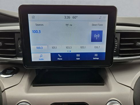 Certified 2023 Ford Explorer XLT w/ Equipment Group 202A AWD/4WD image 18