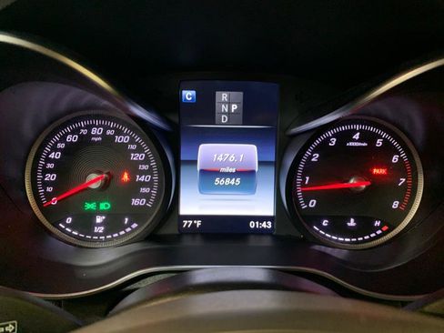 Used 2019 Mercedes-Benz GLC 300 4MATIC image 25