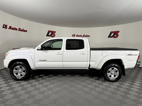 Used 2014 Toyota Tacoma 4x4 Double Cab image 3