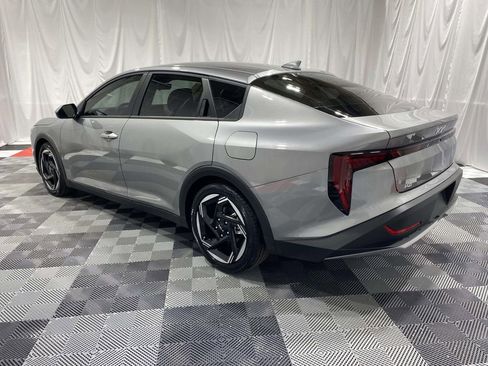 New 2026 Kia K4 EX FWD image 2