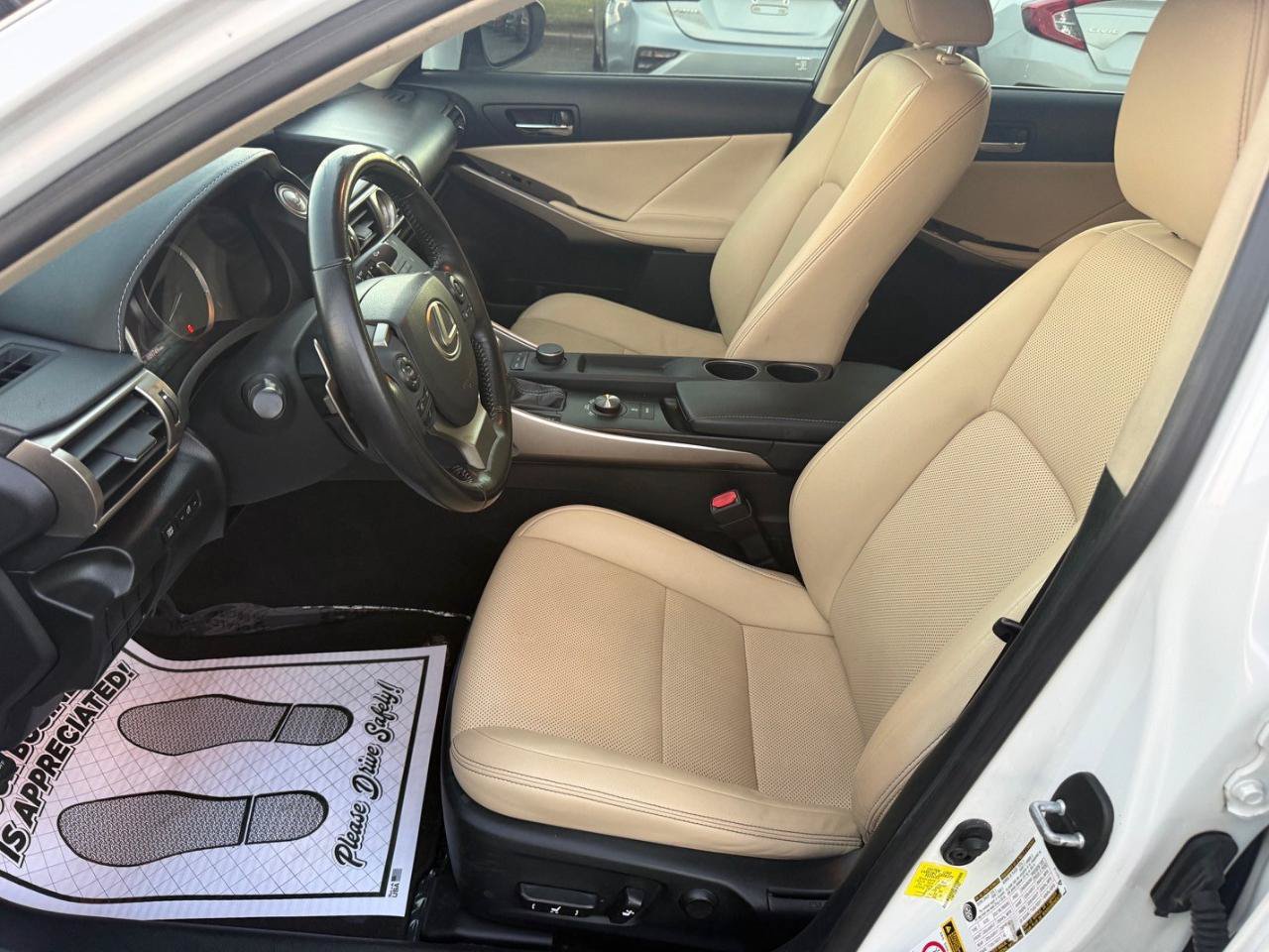 Used 2015 Lexus IS 250 RWD image 8