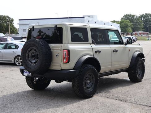Used 2025 Ford Bronco Badlands AWD/4WD image 7