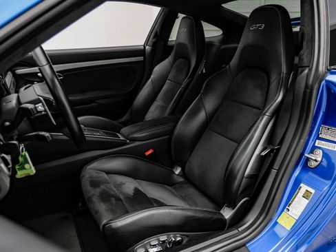 Used 2018 Porsche 911 GT3 RWD image 44