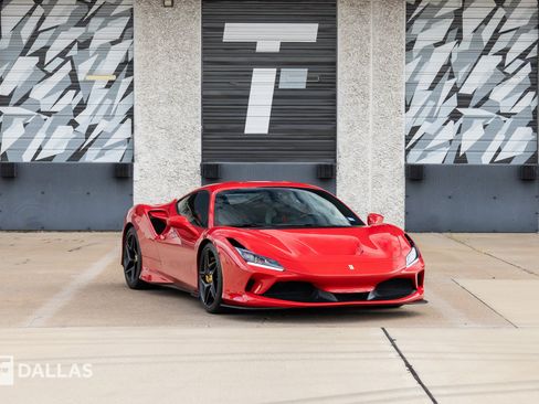 Used 2020 Ferrari F8 Tributo RWD image 1