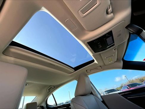 Used 2019 Lexus ES 350 image 13