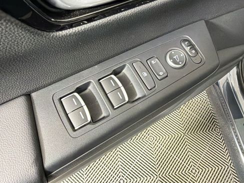 Used 2023 Honda CR-V EX-L image 10