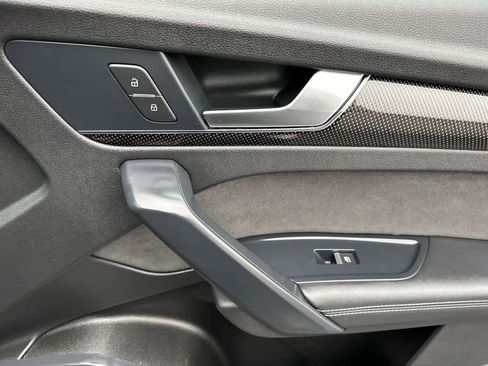 Used 2022 Audi SQ5 Premium Plus image 19