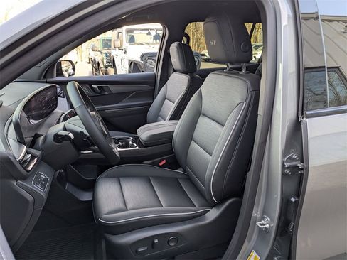 New 2025 Buick Enclave Sport Touring w/ LPO, Floor Liner Package image 10