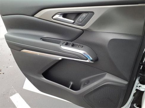 New 2026 Chevrolet Traverse LT w/ Midnight/Sport Edition image 11