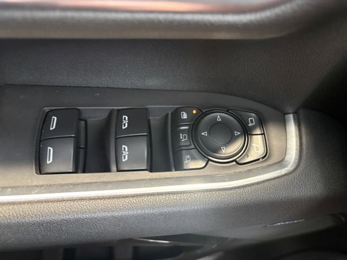 Used 2025 Chevrolet Silverado 2500 High Country w/ High Country Premium Package AWD/4WD image 9
