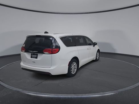New 2026 Chrysler Voyager LX image 14