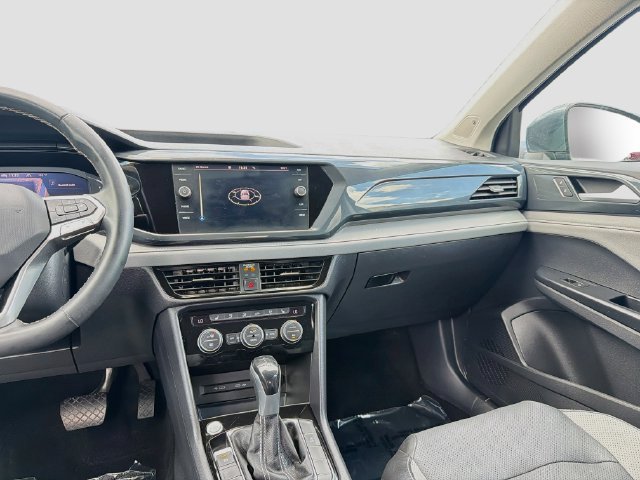 Used 2022 Volkswagen Taos SEL AWD/4WD image 23