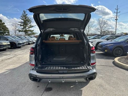 Used 2026 BMW X5 xDrive40i w/ M Sport Package image 38