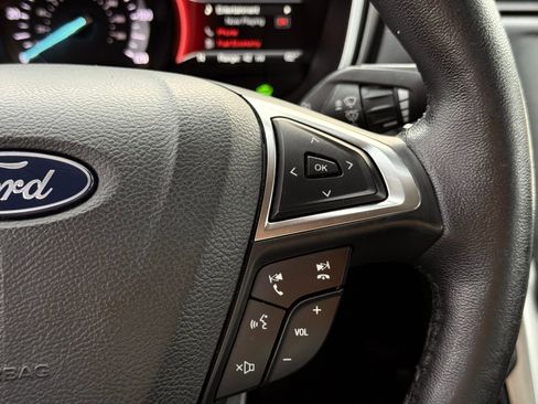 Used 2018 Ford Fusion SE w/ Equipment Group 602A FWD image 29