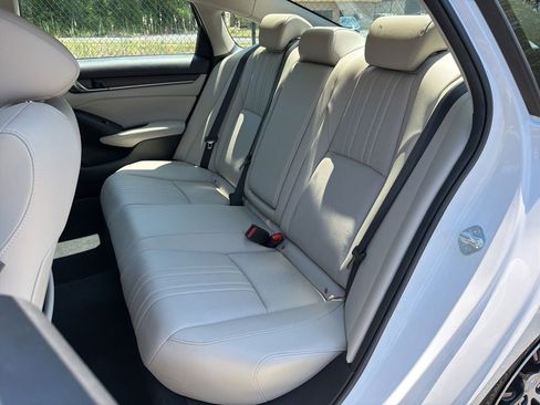 Used 2022 Honda Accord Touring image 25