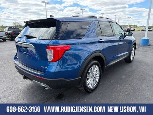 Used 2023 Ford Explorer Limited w/ Equipment Group 301A AWD/4WD image 5